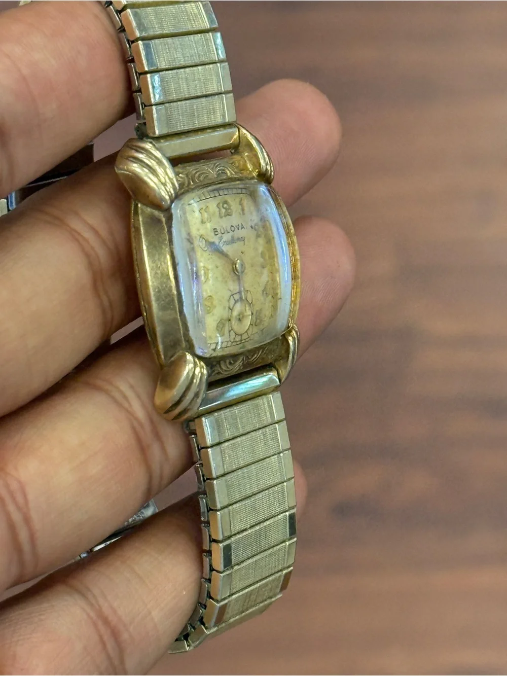 Bulova Excellency Vintage 26mm 1949 Men's winding Mechanical Wristwatch 10k GF